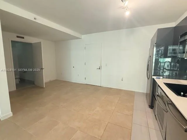 31 SE 6th St # 1804, Miami, FL 33131 photo 5