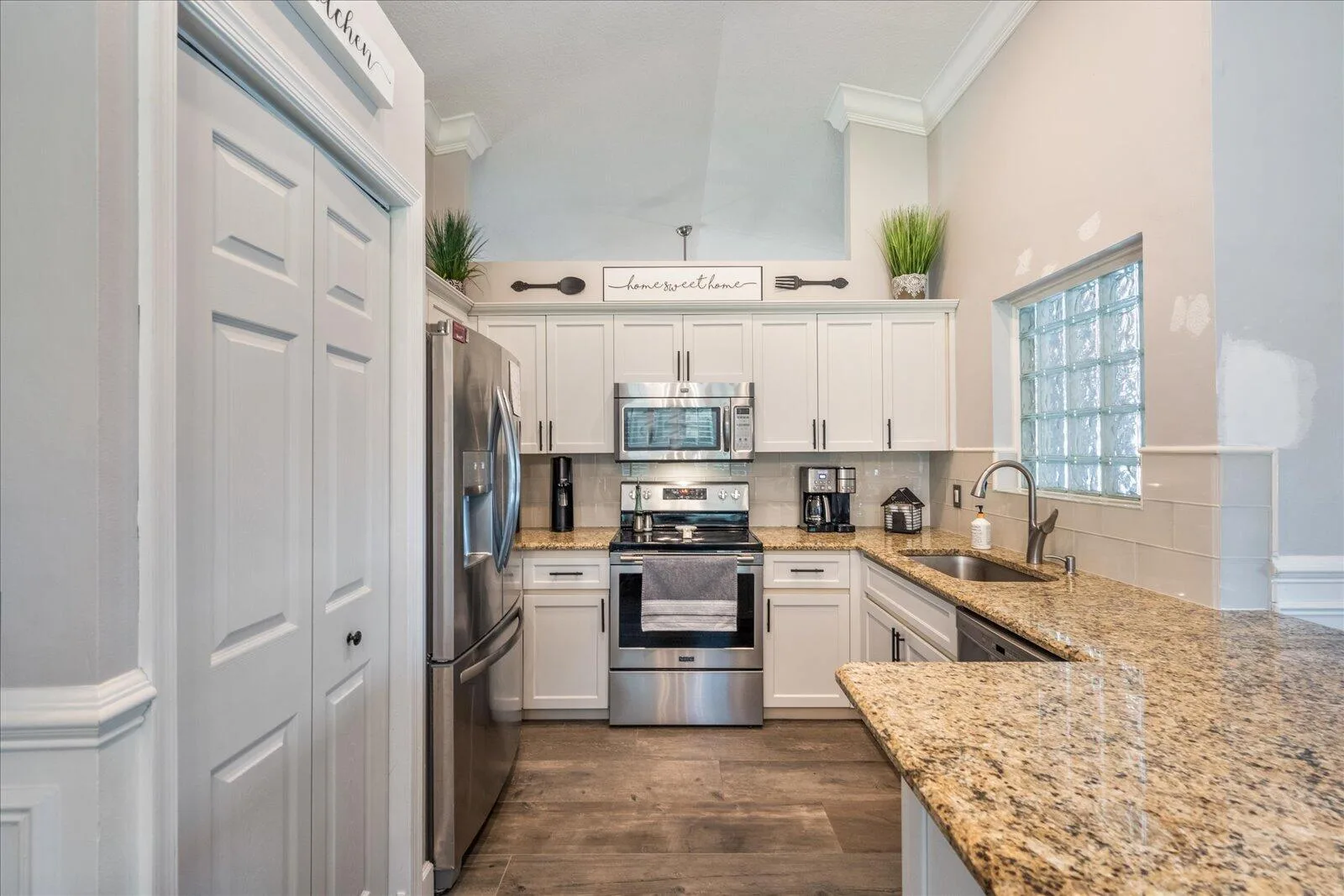 14832 PADDOCK Drive, Wellington, FL 33414 photo 7