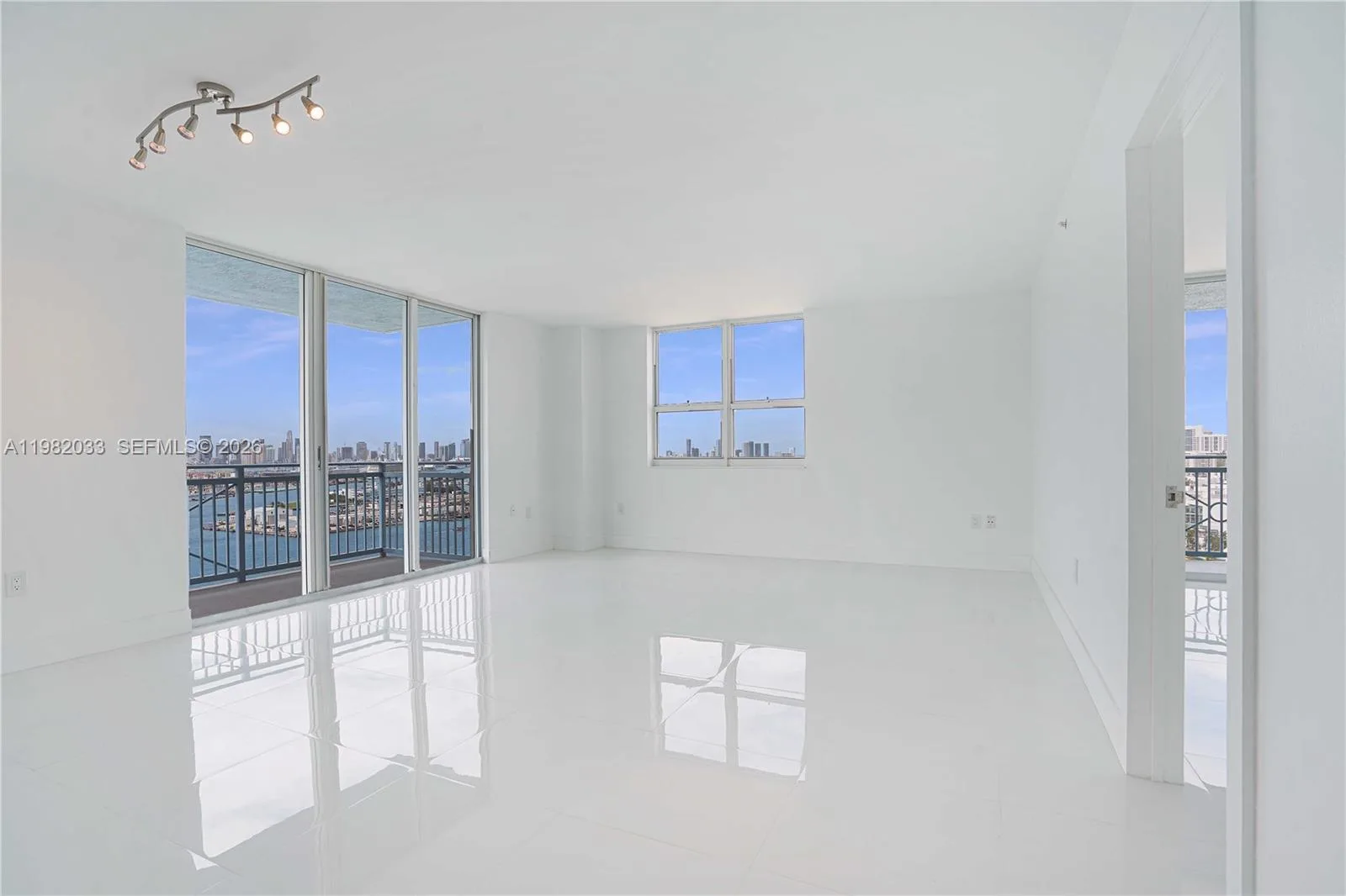 90 Alton Rd # 2212, Miami Beach, FL 33139 photo 5