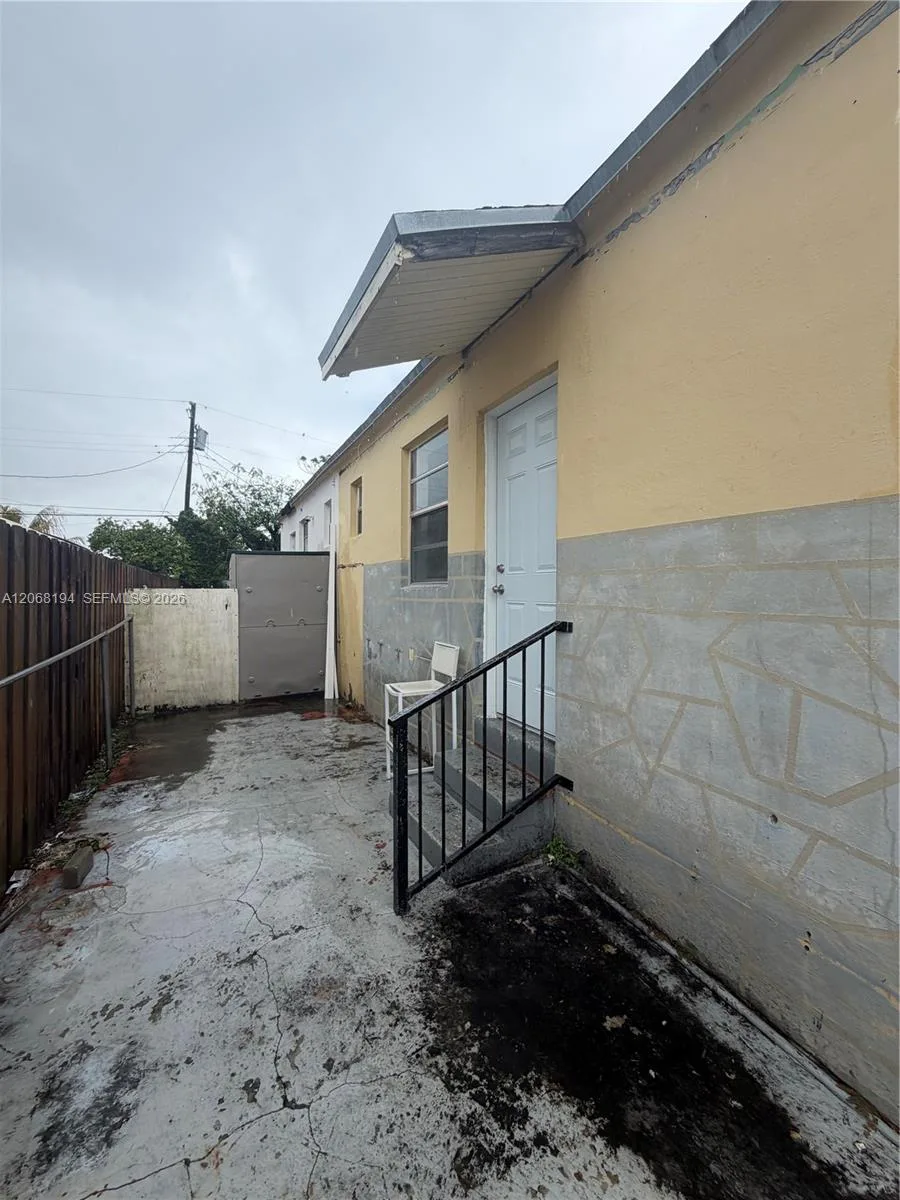 10518 NW 30th Ave # 1, Miami, FL 33147 photo 5
