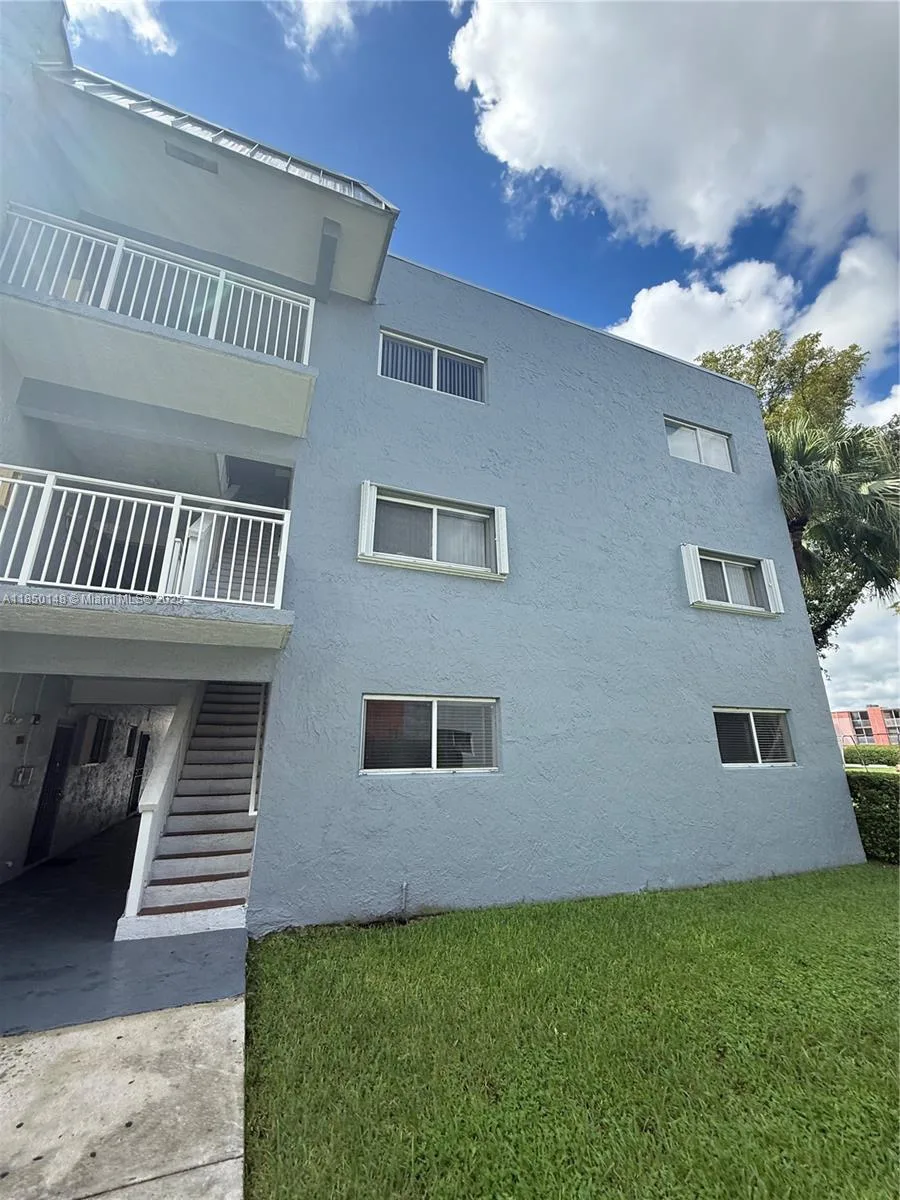 11309 SW 200th St # C213, Miami, FL 33157 photo 3