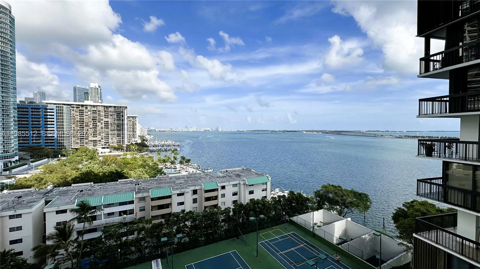 2333 Brickell Ave # 1009, Miami, FL 33129