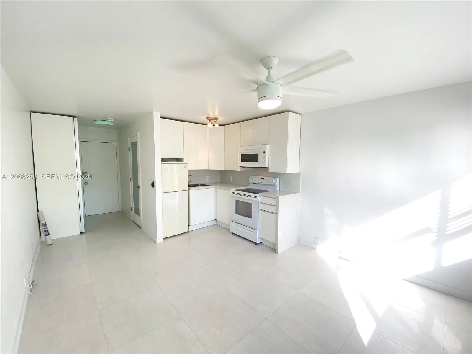 6484 Indian Creek Dr # 205, Miami Beach, FL 33141 — zdjęcie 2