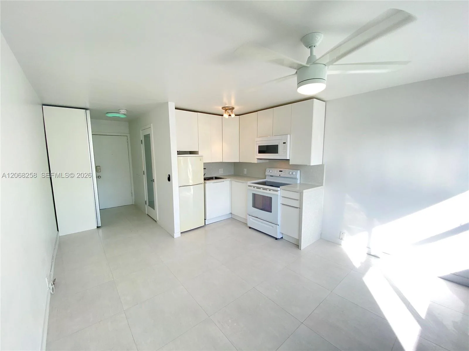 6484 Indian Creek Dr # 205, Miami Beach, FL 33141 — zdjęcie 4