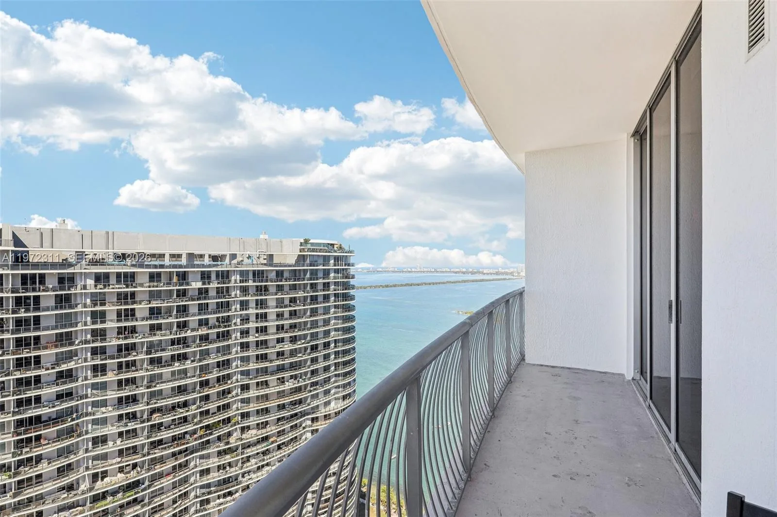 1750 N Bayshore Dr # 5611, Miami, FL 33132 photo 2