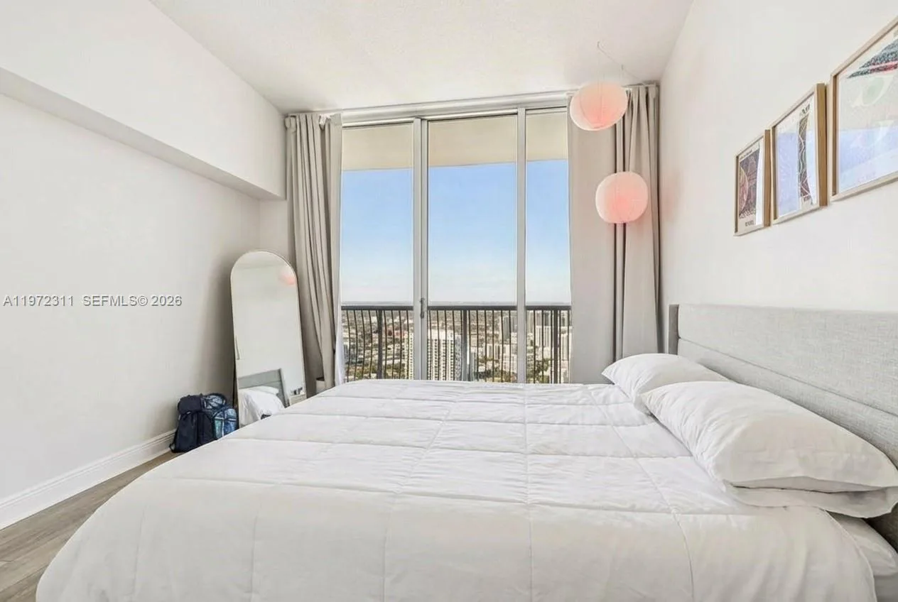 1750 N Bayshore Dr # 5611, Miami, FL 33132 photo 5