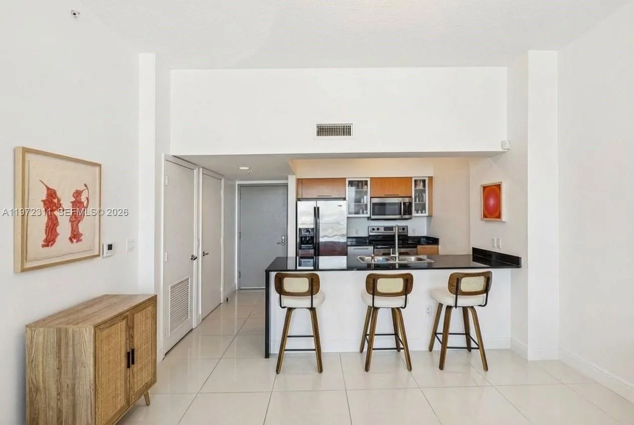 1750 N Bayshore Dr # 5611, Miami, FL 33132 photo 6
