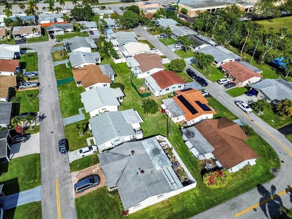 4805 NW 25th Terrace, Fort Lauderdale, FL 33309