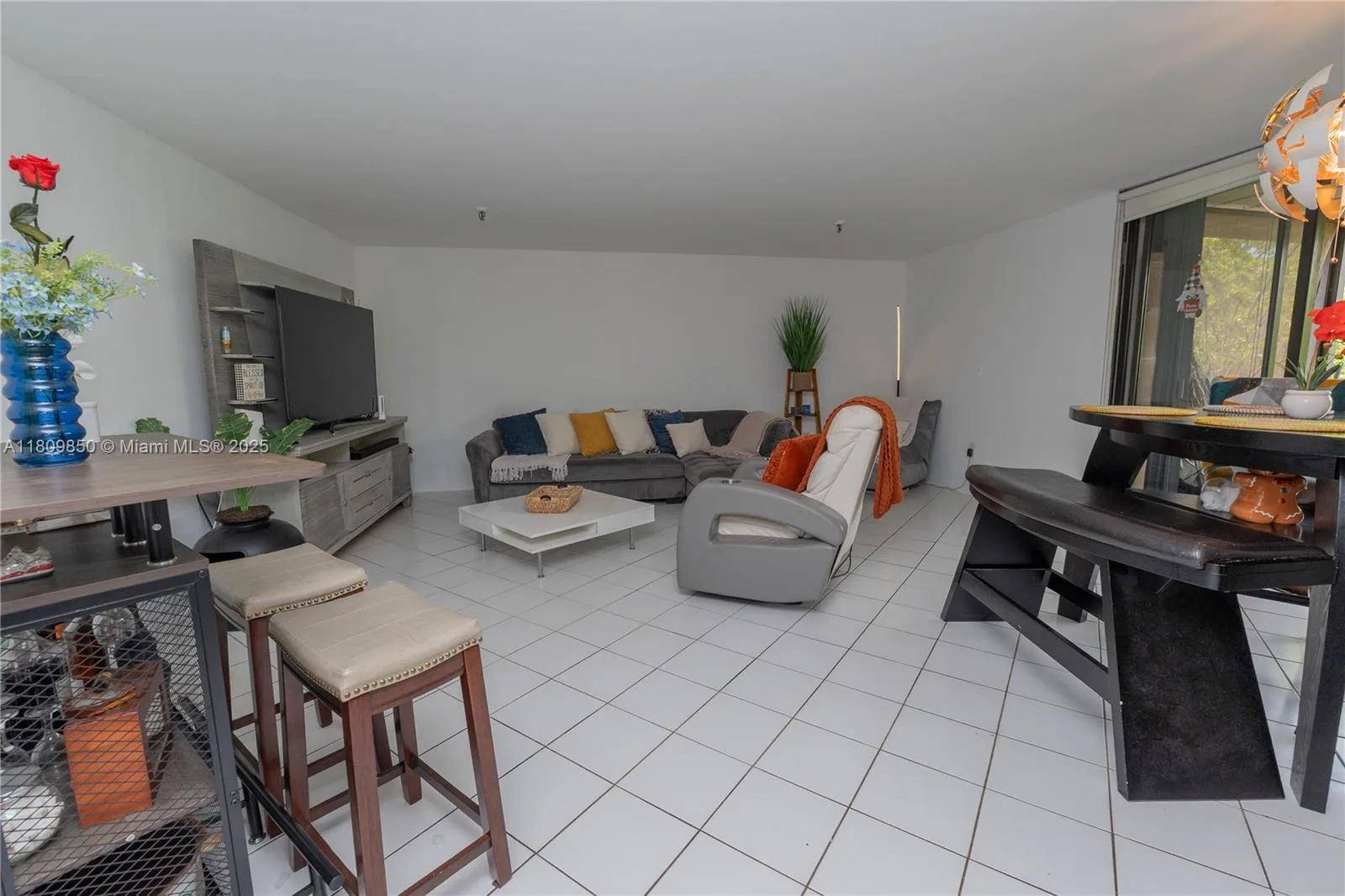 665 NE 195th St # 419, Miami, FL 33179 photo 6