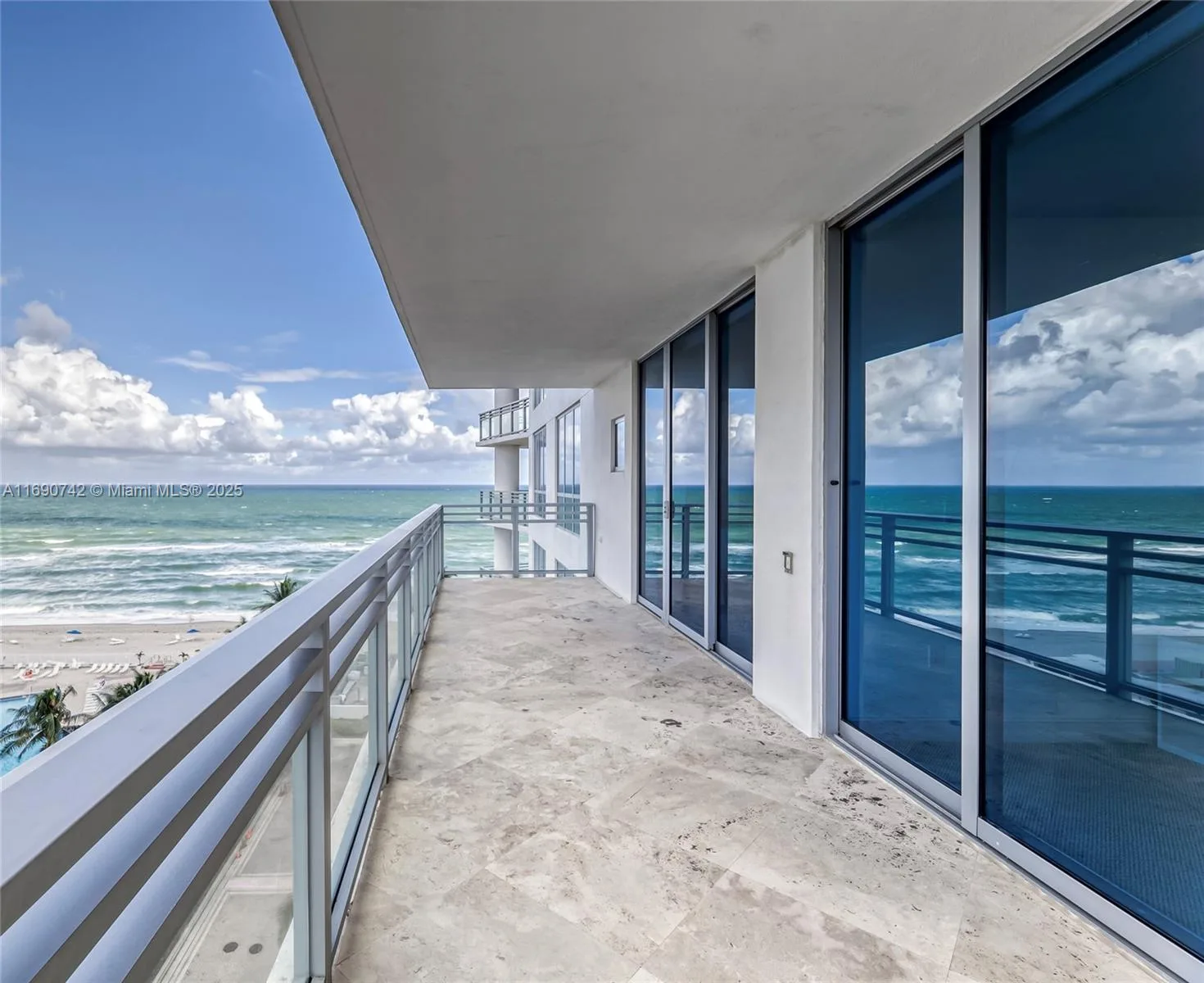 Diplomat Residences – photo 30
