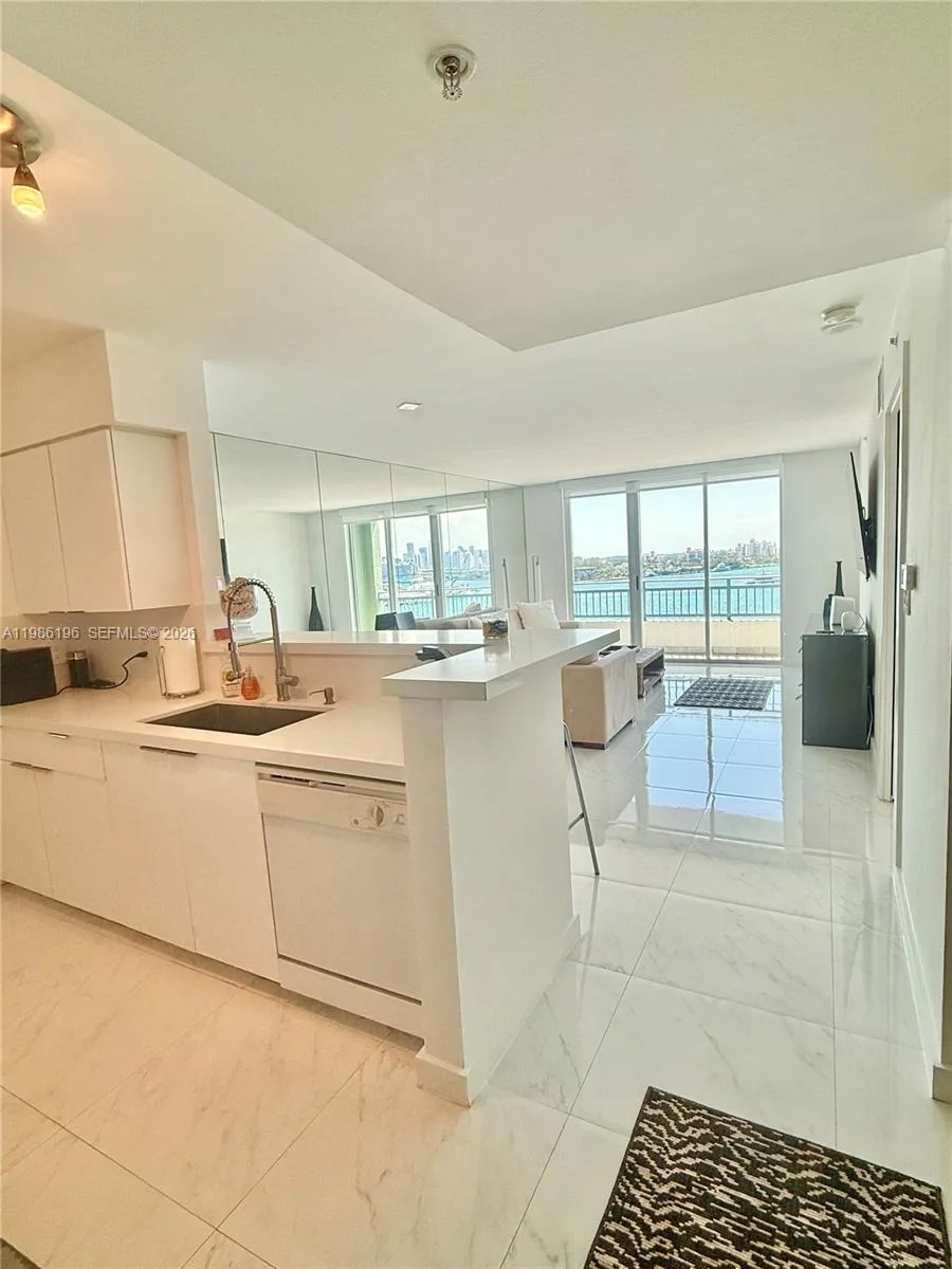 90 Alton Rd # 1106, Miami Beach, FL 33139