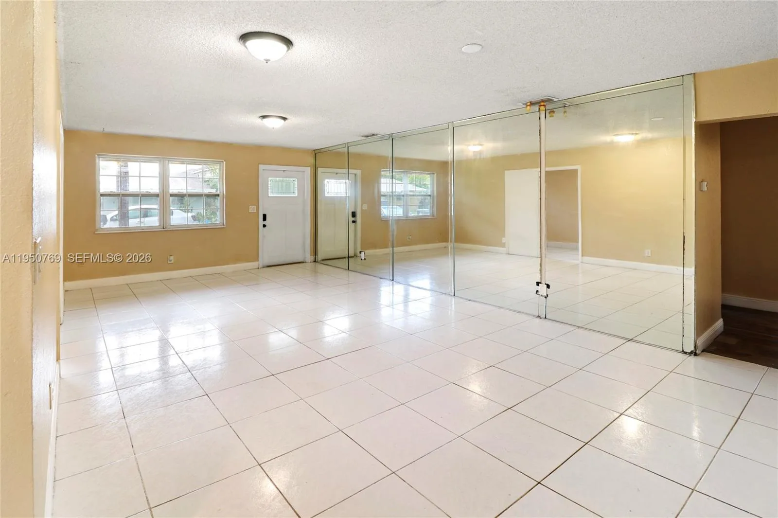 6120 SW 19th St, North Lauderdale, FL 33068 photo 8
