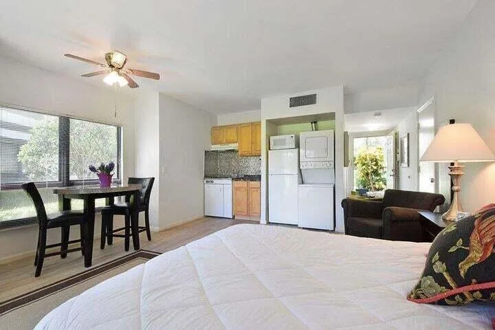 13334 Polo Club Road # 251, Wellington, FL 33414