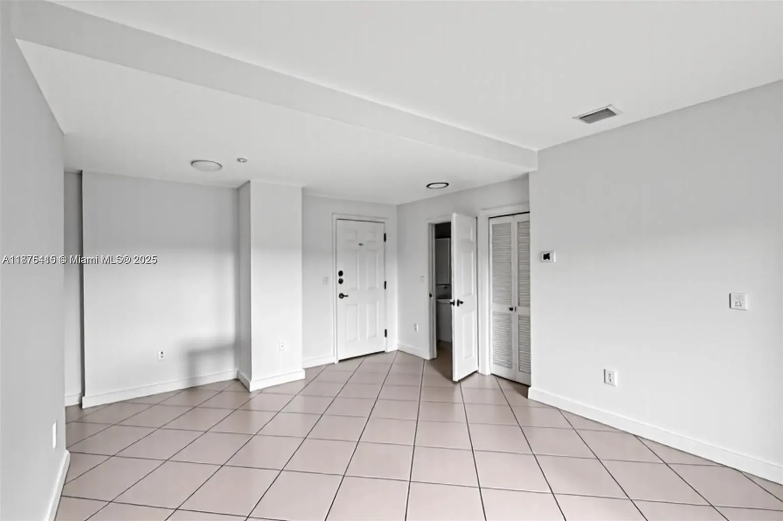 2280 SW 32nd Ave # 305, Miami, FL 33145 photo 4