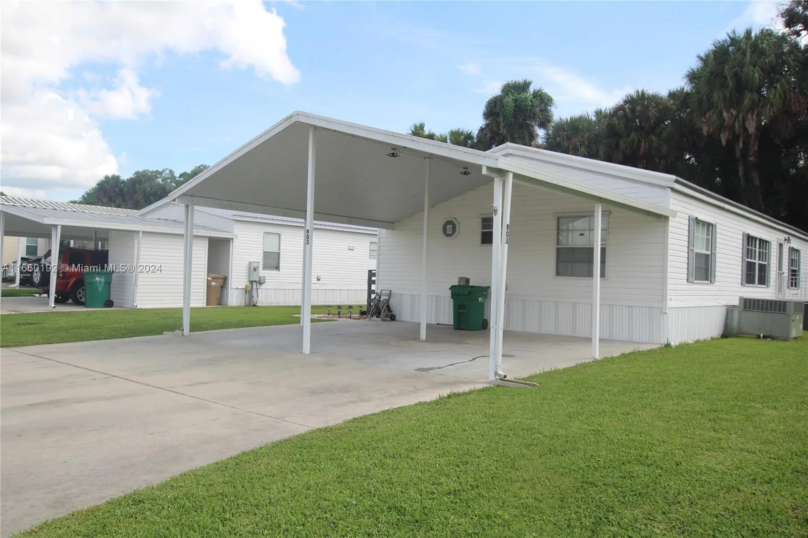 903 NE 5th Street, Okeechobee, FL 34972 photo 4