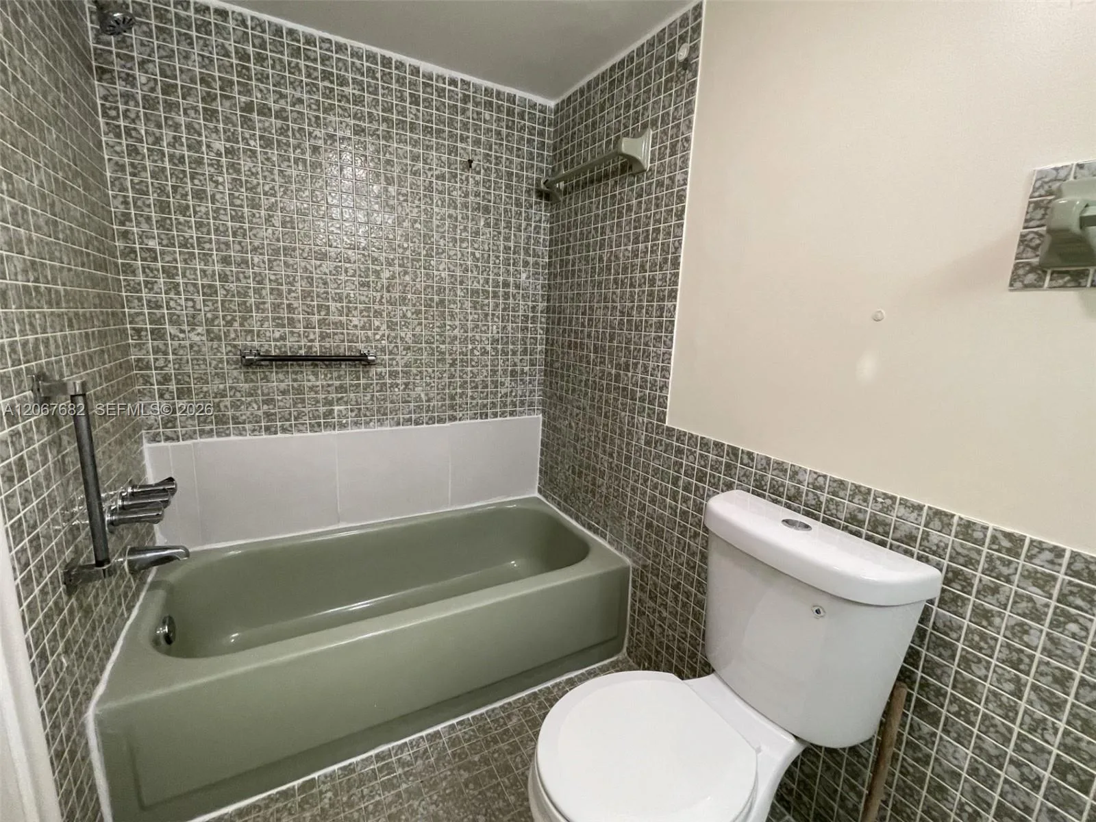 2061 NW 47th Ter # 306, Lauderhill, FL 33313 photo 9