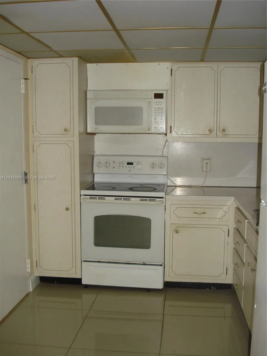 1965 S Ocean Dr # 10P, Hallandale Beach, FL 33009 photo 12