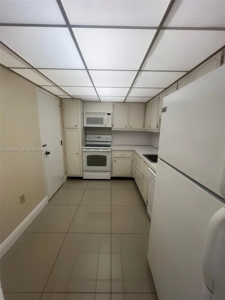 1965 S Ocean Dr # 10P, Hallandale Beach, FL 33009 photo 9