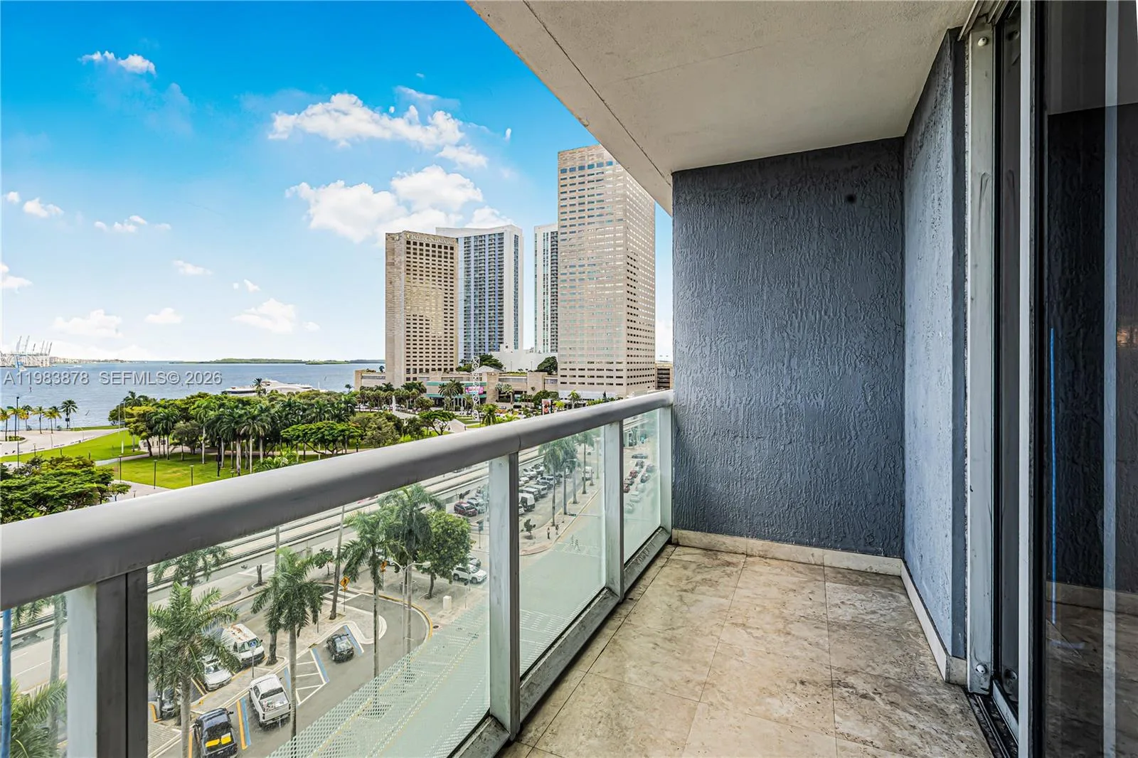 50 Biscayne Blvd # 907, Miami, FL 33132