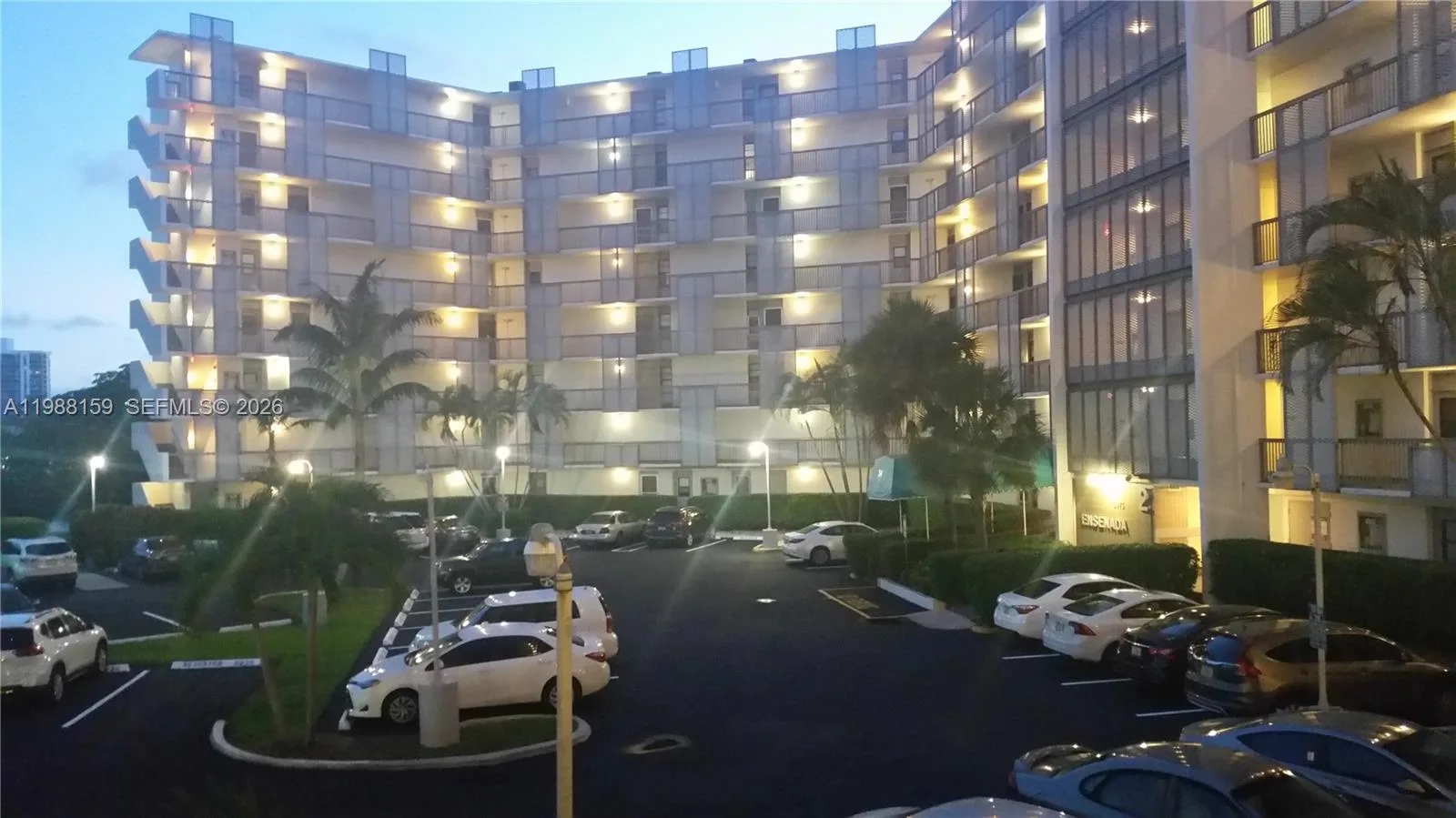3475 N Country Club Dr # 202, Aventura, FL 33180 photo 2