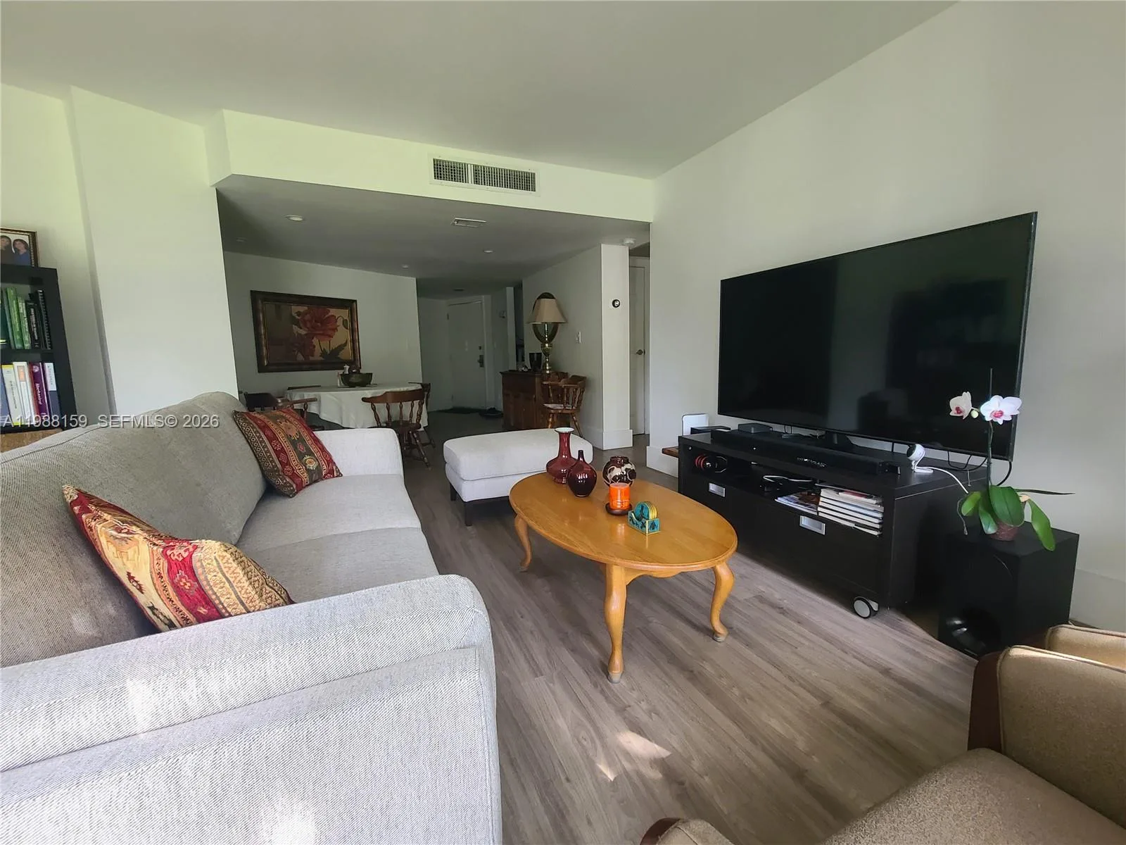 3475 N Country Club Dr # 202, Aventura, FL 33180 photo 8