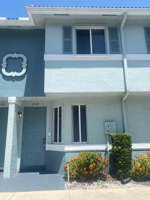 3558 Oleander Ter # 3558, Riviera Beach, FL 33404