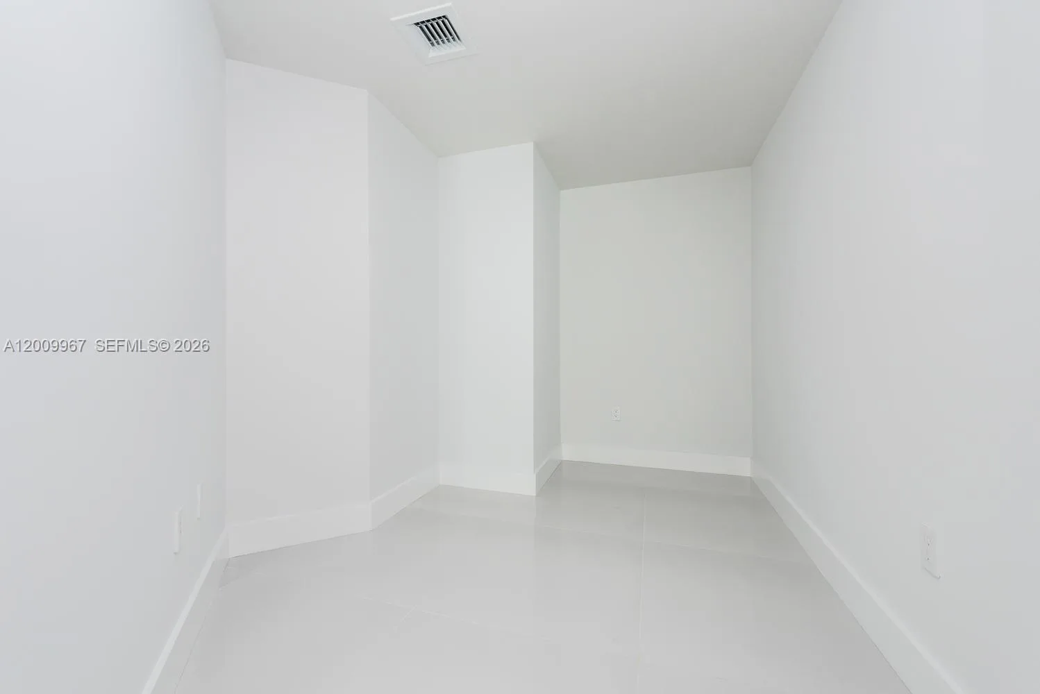 1300 S Miami # 1801, Miami, FL 33130 photo 10