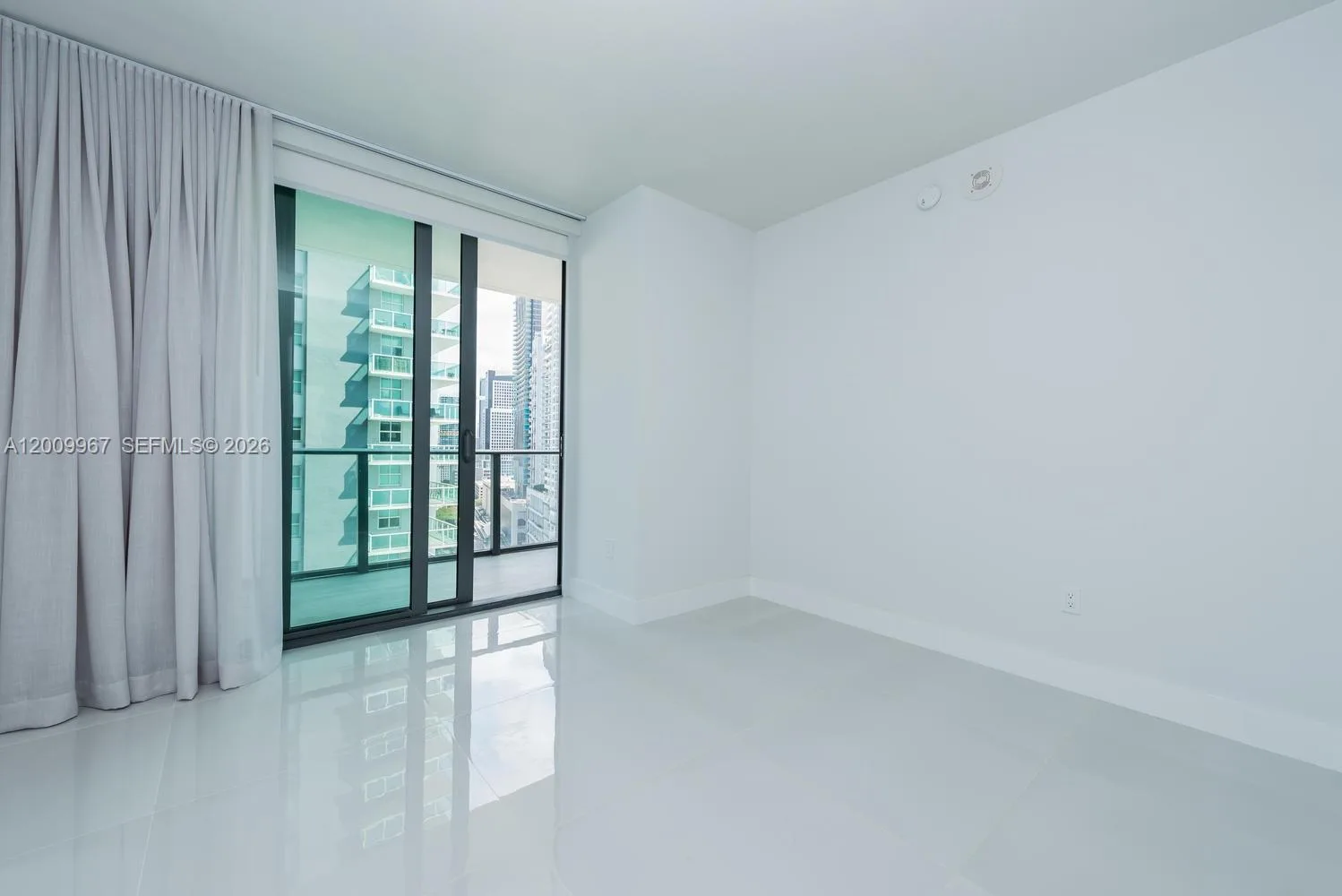 1300 S Miami # 1801, Miami, FL 33130 photo 12