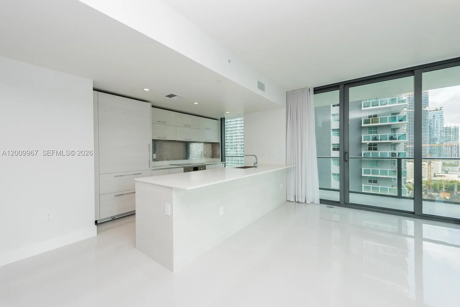 1300 S Miami # 1801, Miami, FL 33130 photo 2
