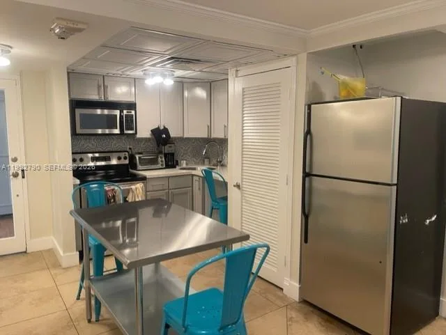 2900 NE 30th St # B7, Fort Lauderdale, FL 33306 photo 11