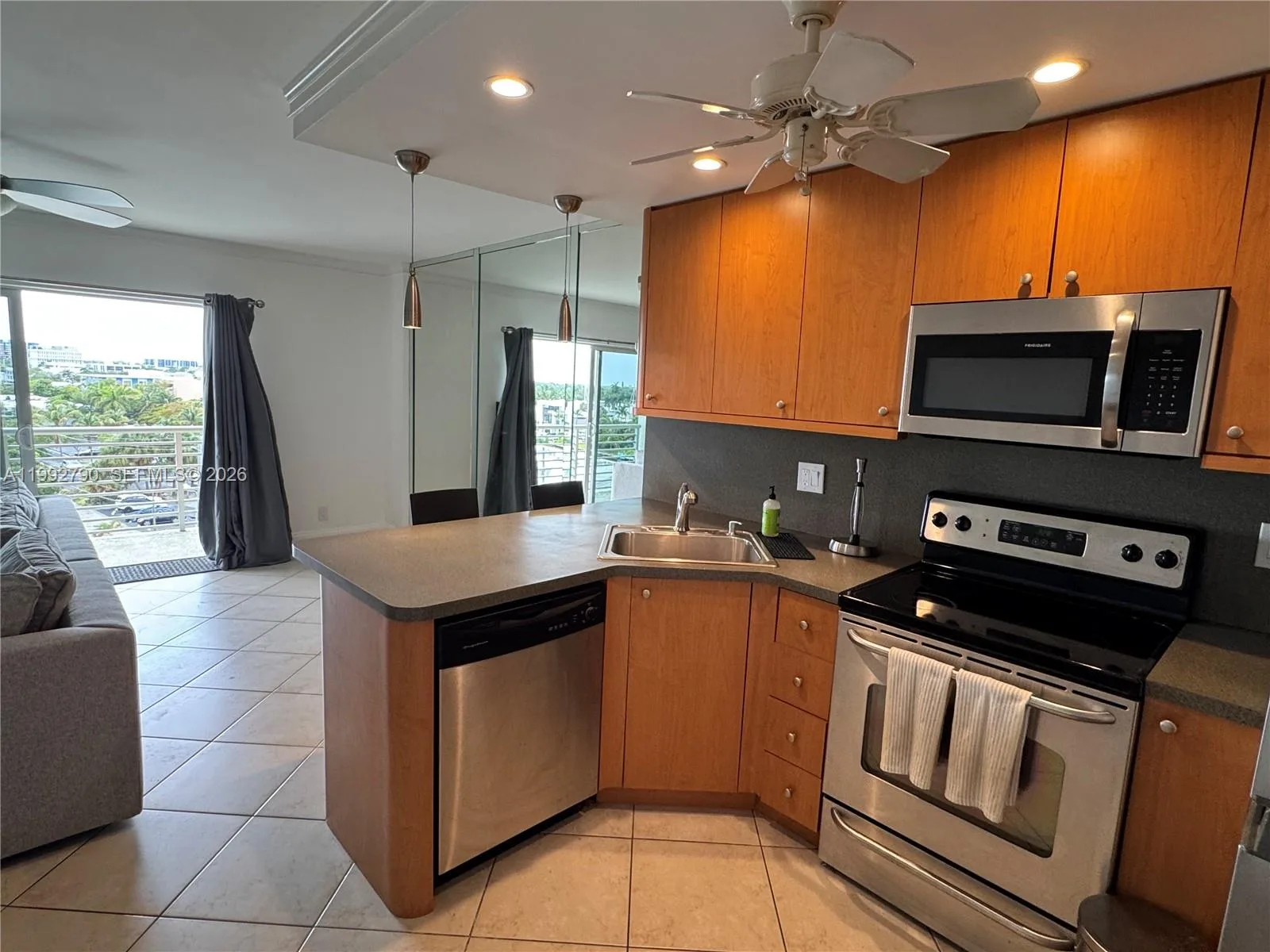 2900 NE 30th St # B7, Fort Lauderdale, FL 33306 photo 2