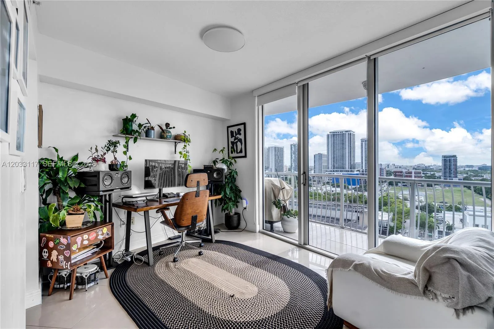 1750 N Bayshore Dr # 1815, Miami, FL 33132 photo 11