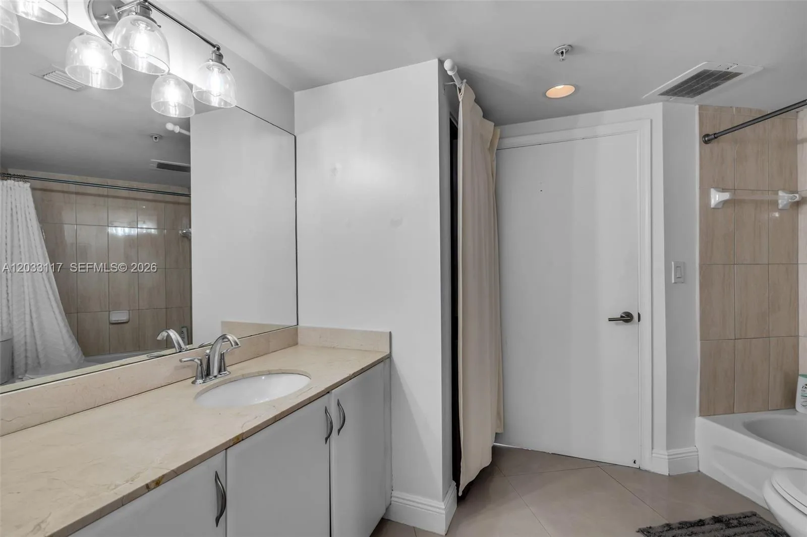 1750 N Bayshore Dr # 1815, Miami, FL 33132 photo 13