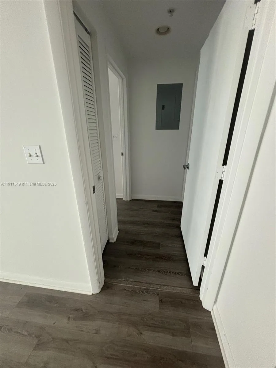 244 Biscayne Blvd # 1606, Miami, FL 33132 photo 8
