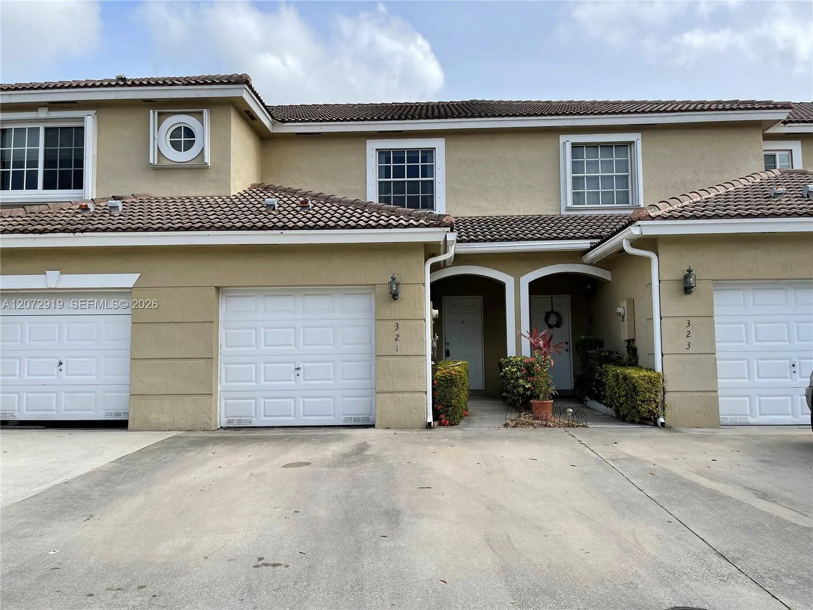 321 SW 120th Ave # 321, Pembroke Pines, FL 33025
