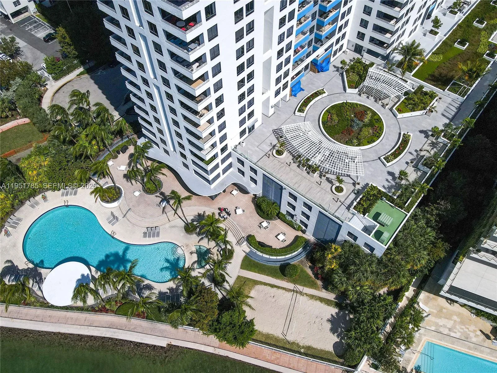1330 West Ave # 1113, Miami Beach, FL 33139 photo 2
