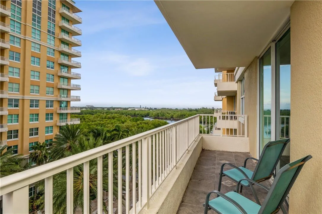 625 Casa Loma Boulevard # 705, Boynton Beach, FL 33435