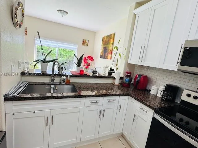 2811 SE 17th Ave # 110, Homestead, FL 33035 photo 8