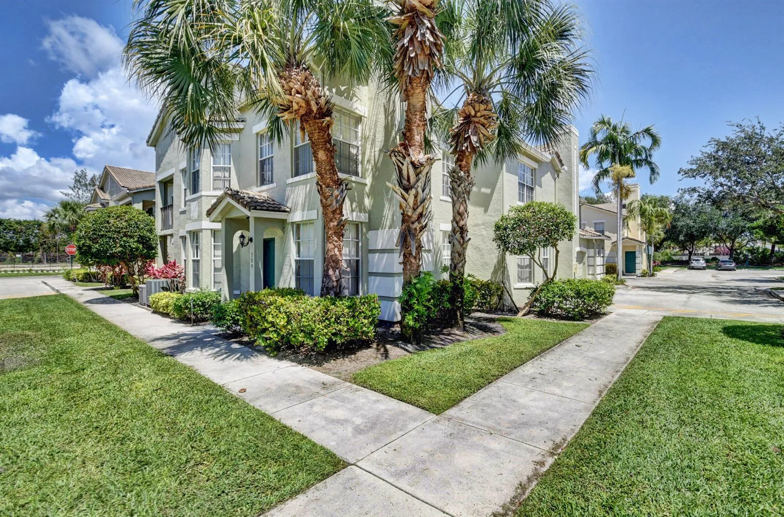 310 Belmont Place # 310, Boynton Beach, FL 33436 photo 3