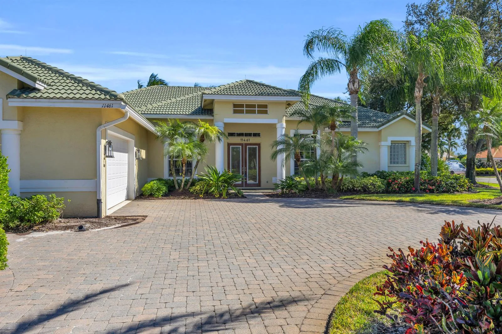 11461 SE Plandome Drive, Hobe Sound, FL 33455 photo 2