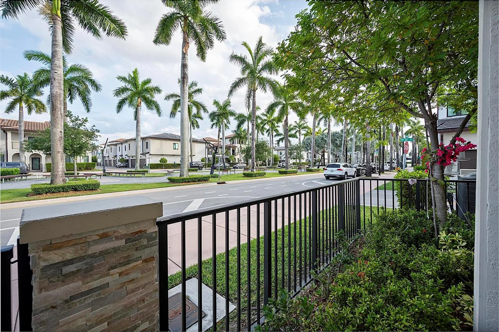 8321 Central Park Boulevard, Doral, FL 33166 photo 5