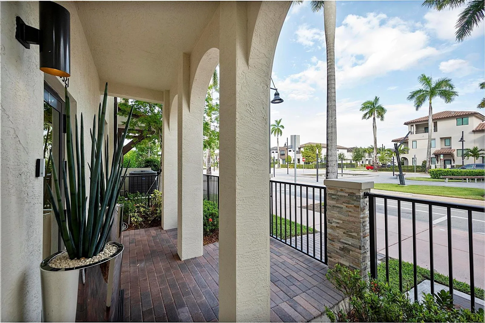 8321 Central Park Boulevard, Doral, FL 33166 photo 8