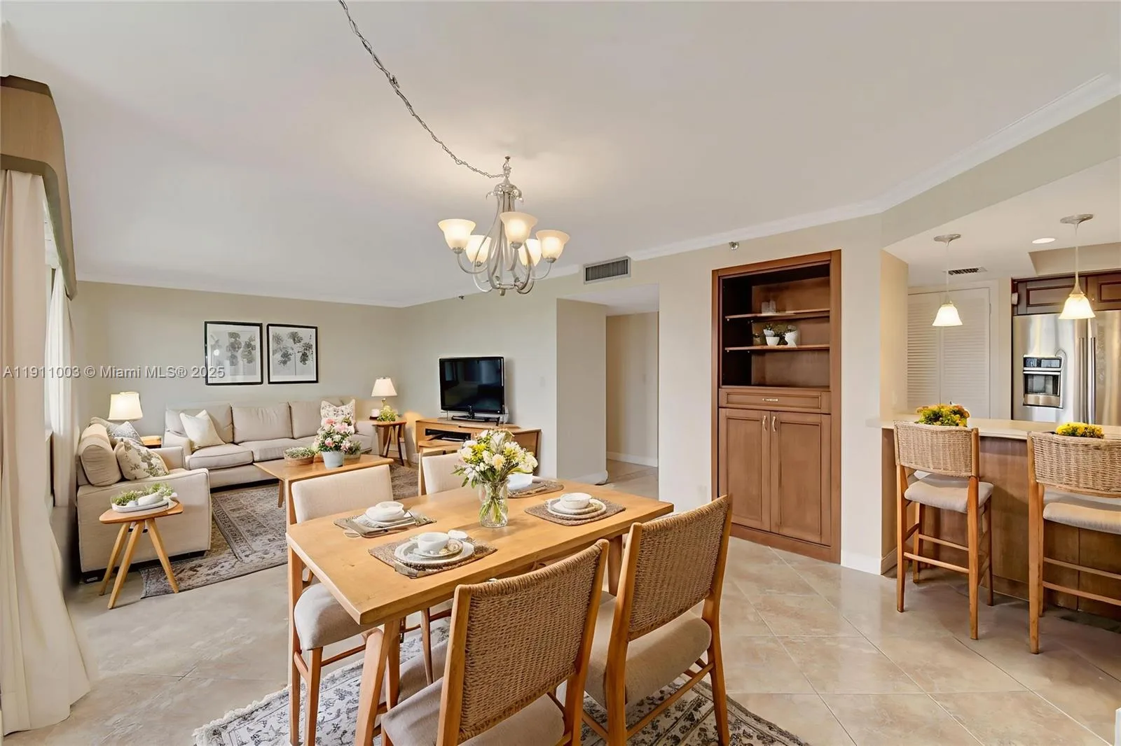 300 Three Islands Blvd # 518, Hallandale Beach, FL 33009