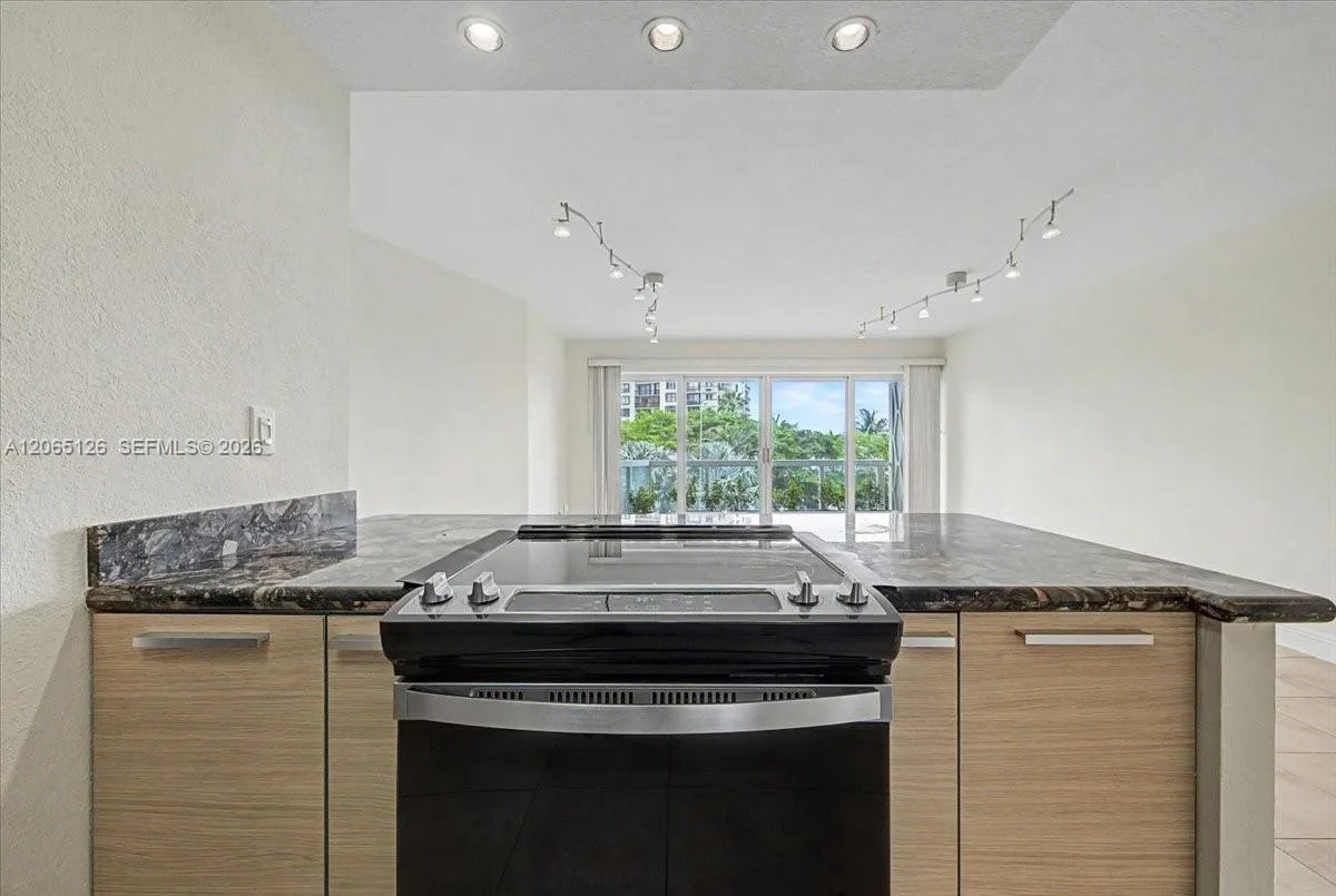 2451 Brickell Ave # 4F, Miami, FL 33129 photo 10