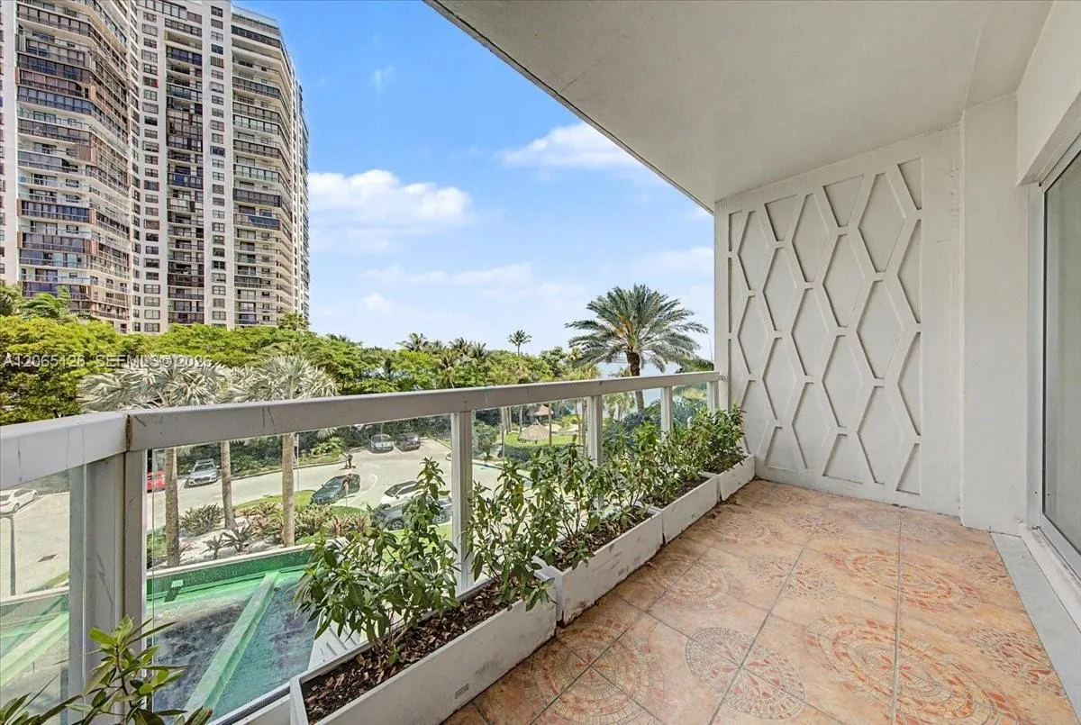 2451 Brickell Ave # 4F, Miami, FL 33129 photo 12