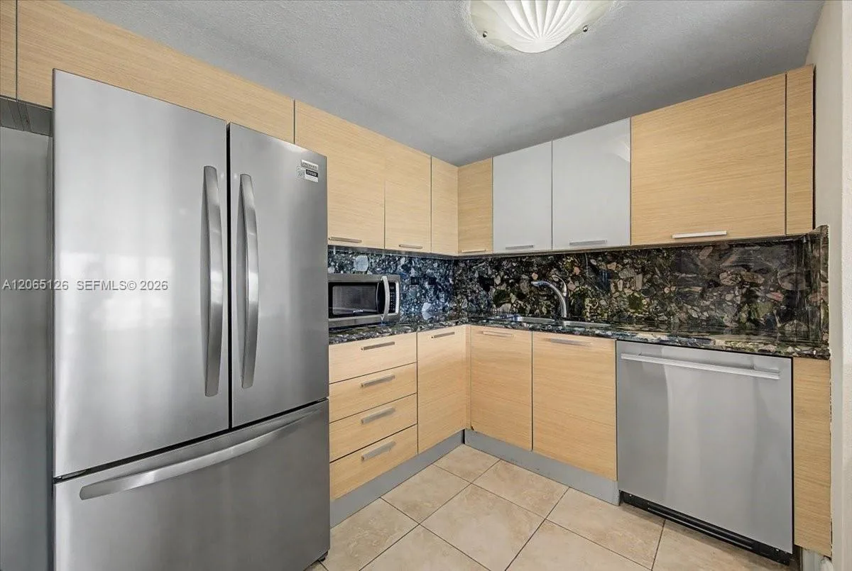2451 Brickell Ave # 4F, Miami, FL 33129 photo 7