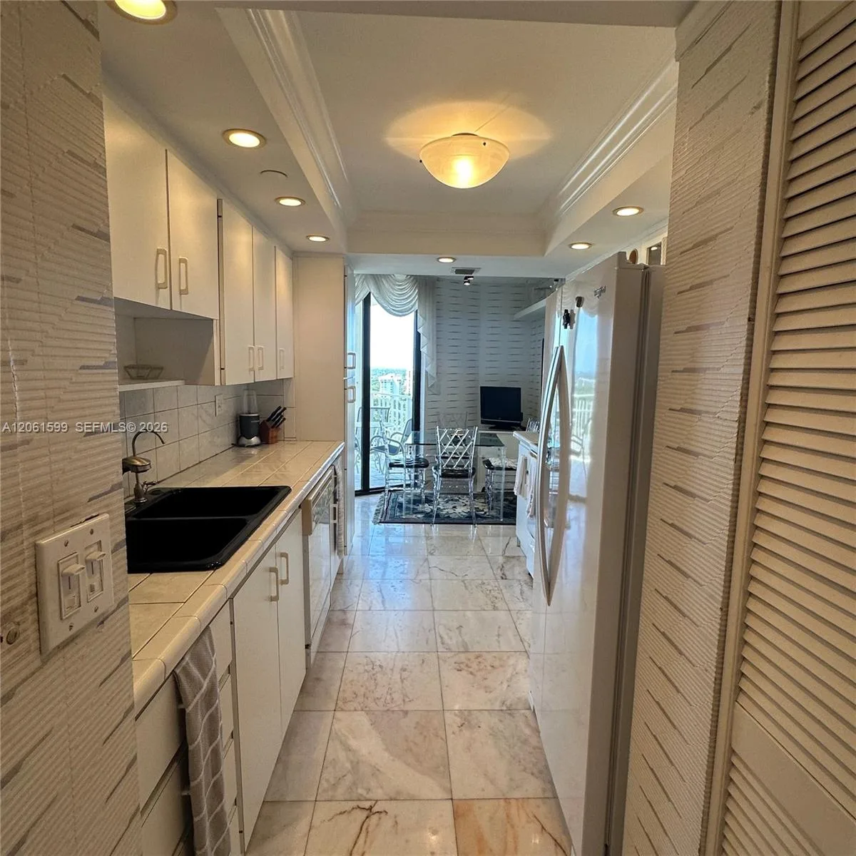 4000 Towerside Ter # 2107, Miami, FL 33138 photo 2