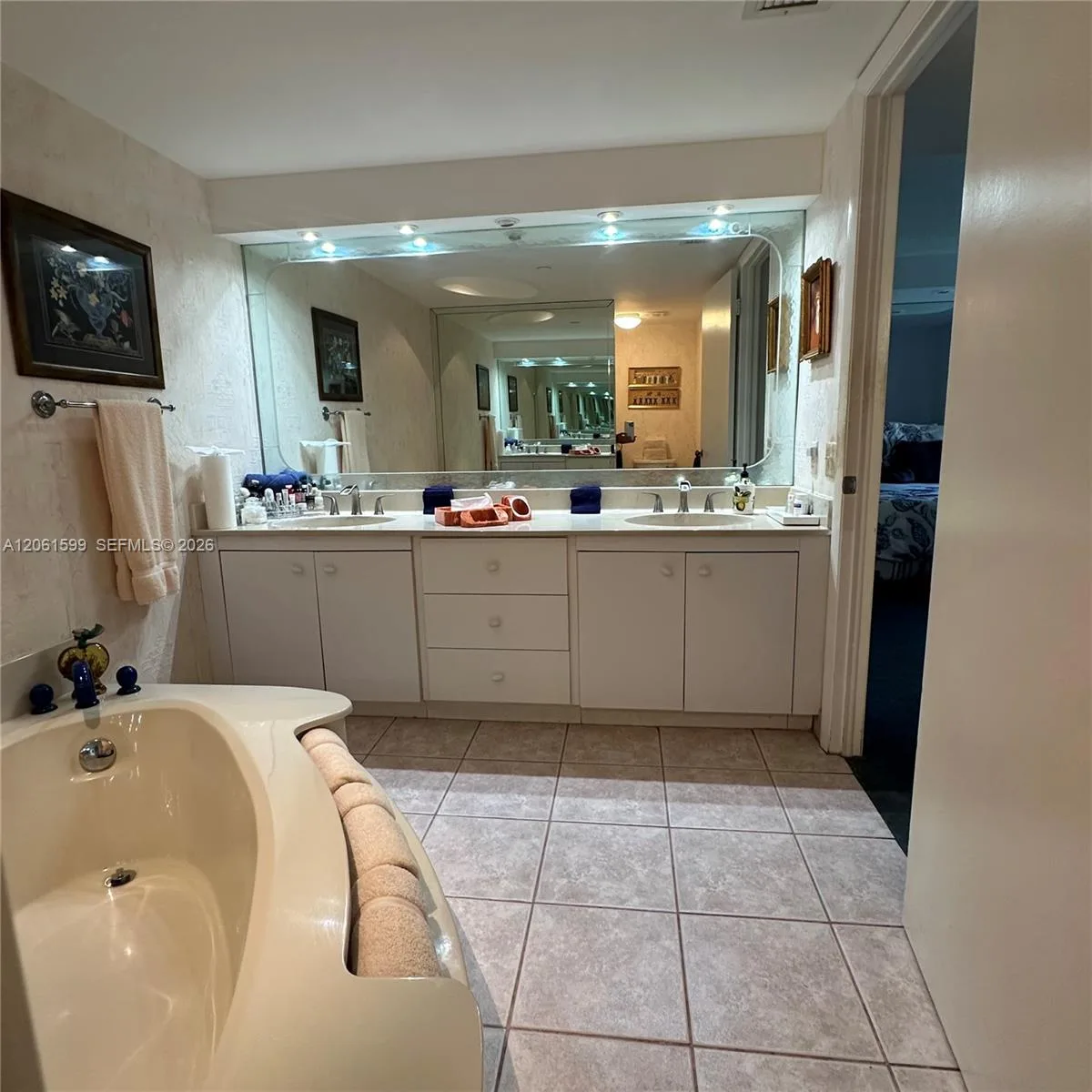 4000 Towerside Ter # 2107, Miami, FL 33138 photo 5