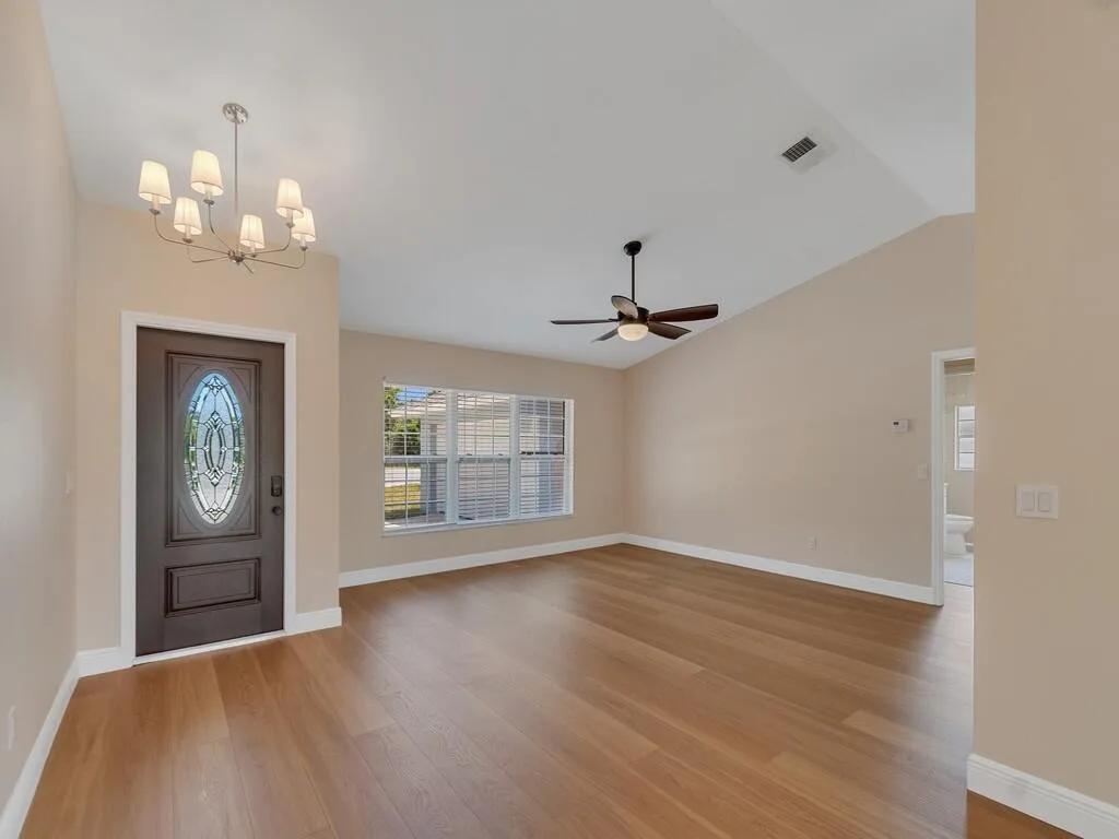 405 12th Avenue, Vero Beach, FL 32962 photo 4