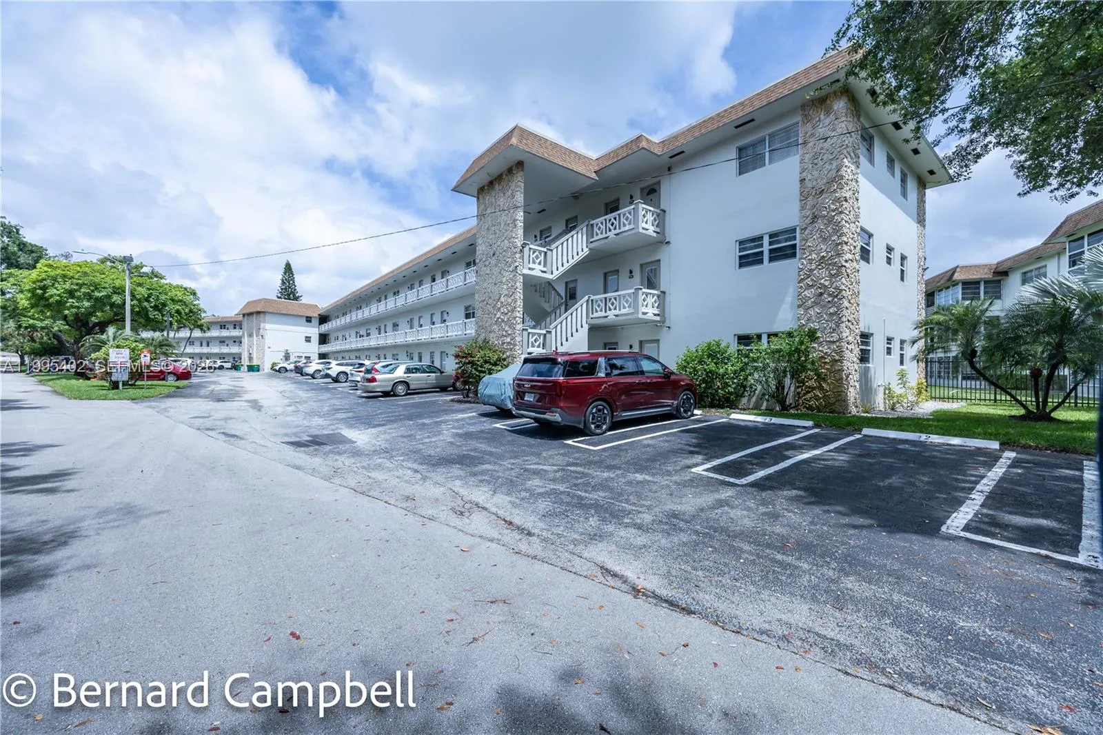 3506 NW 49th Ave # 614, Lauderdale Lakes, FL 33319 photo 3
